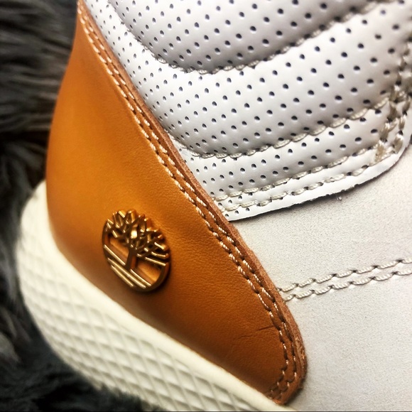 Men’s Timberland FlyRoam Pull- On Boots New - Picture 3 of 8